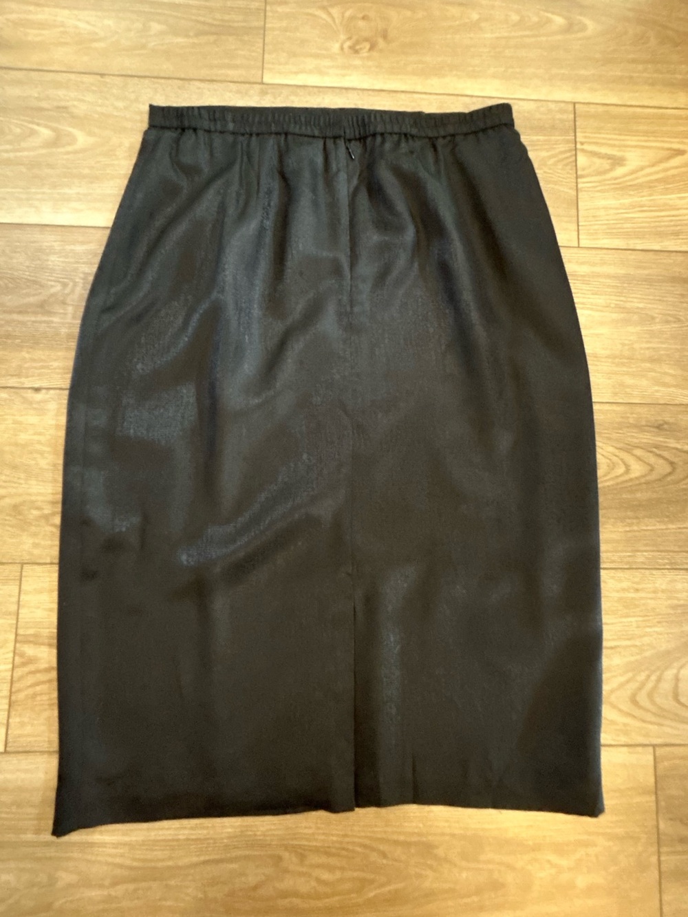 Black 100% Silk Jacquard Midi Skirt Size 16 Lined